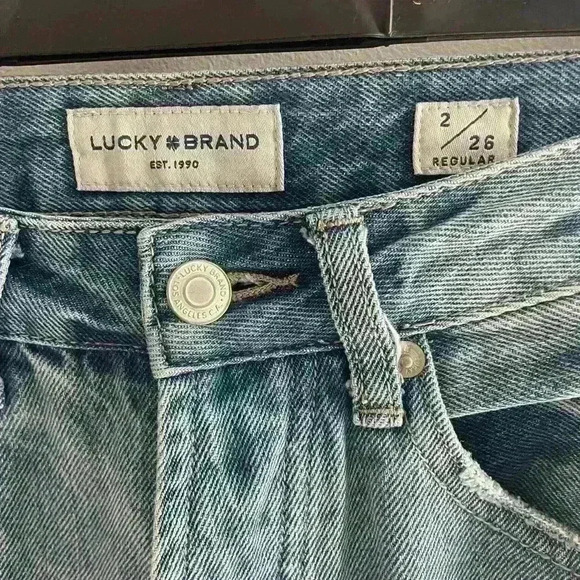Lucky Brand high rise 90s,‎ medium wash  denim size 26 - Picture 4 of 16
